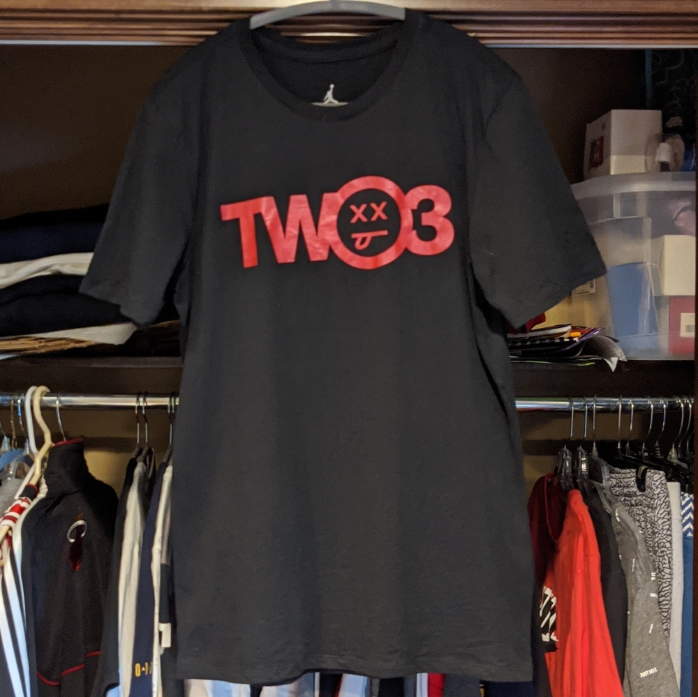 Jordan 12 Flu Game T-shirt